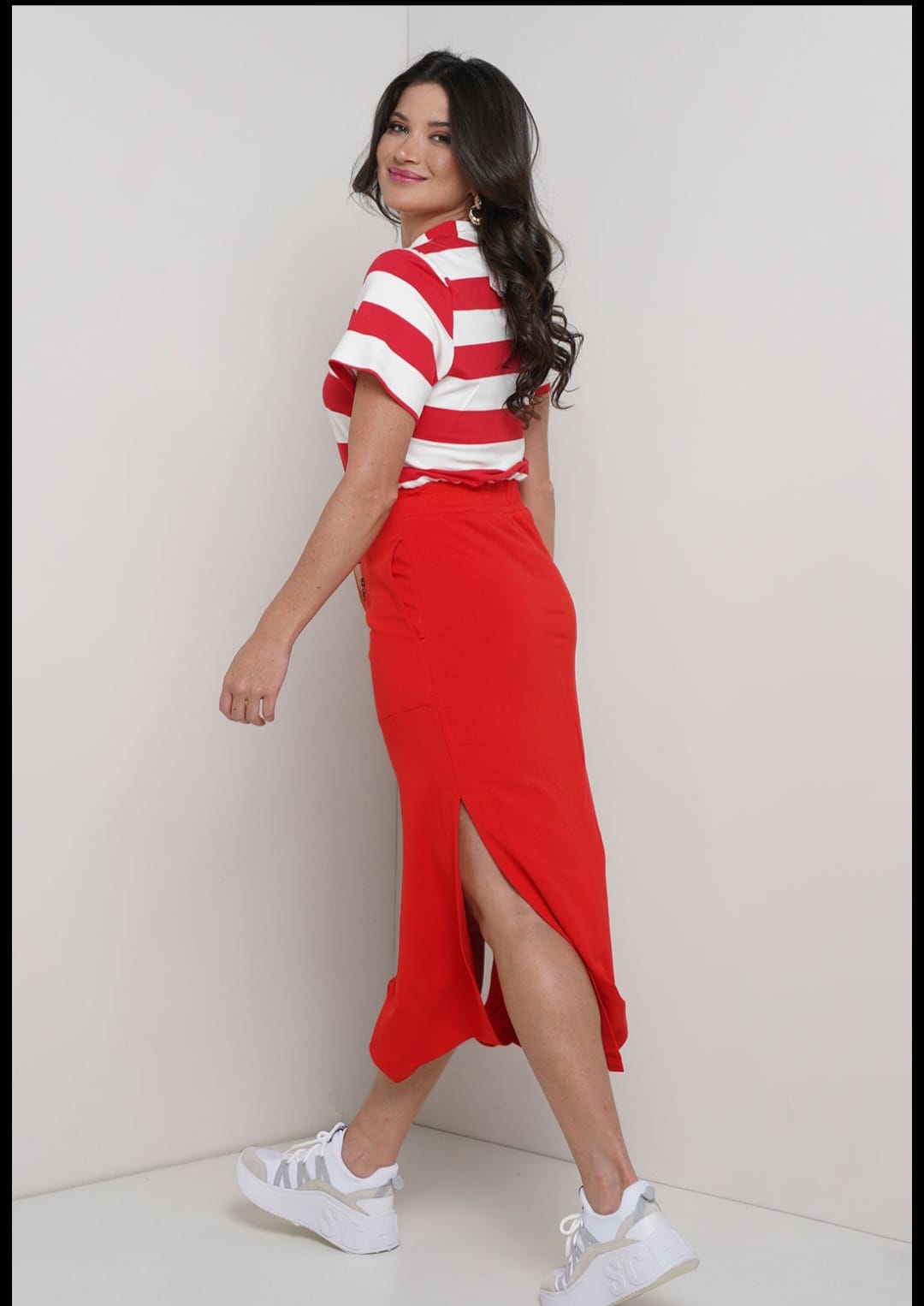 Vestido midi em malha vermelho e branco - G