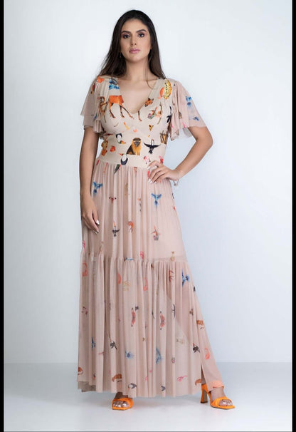 Vestido estampado com motivos da fauna brasileira - P