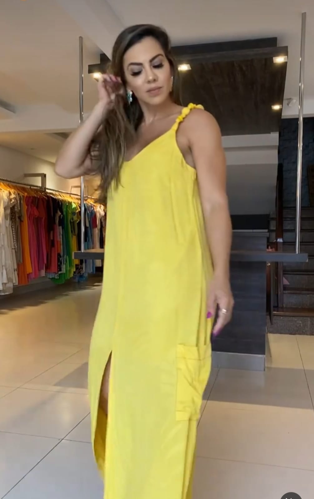 Vestido em viscose amarela - M