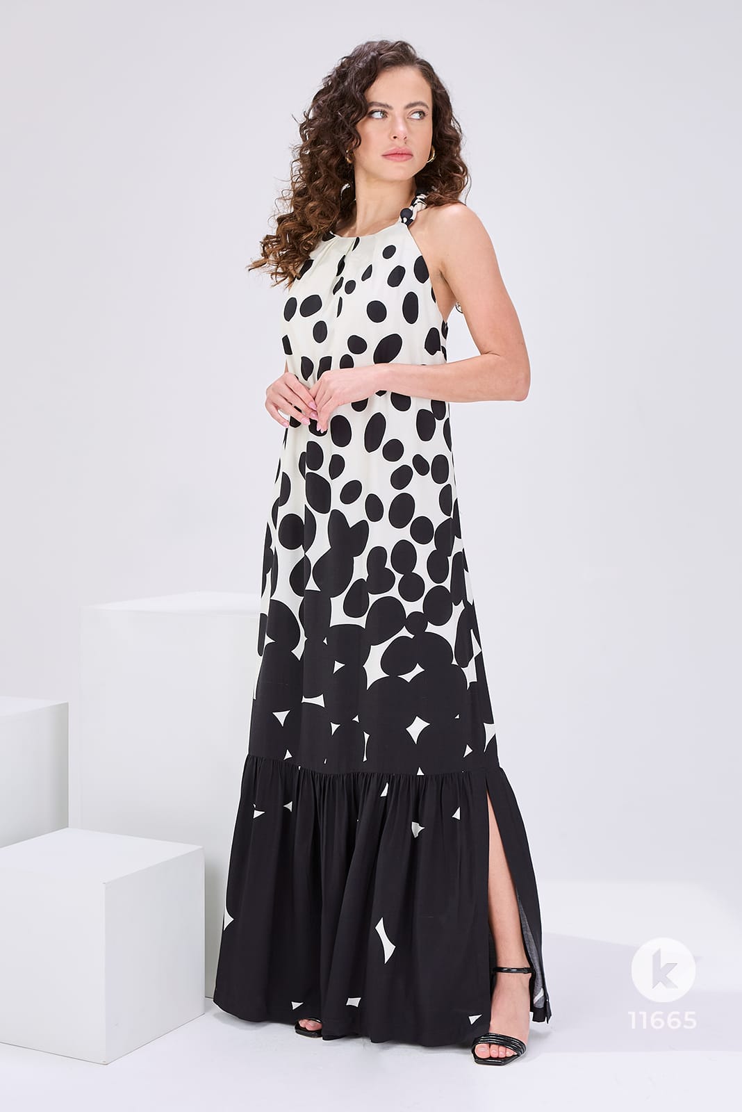 Vestido com estampas de póas preto e branco - G