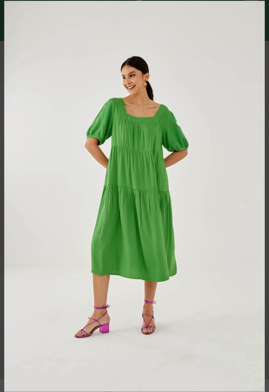 Vestido em viscose texturizada verde - 40