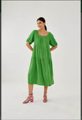 Vestido em viscose texturizada verde - 40