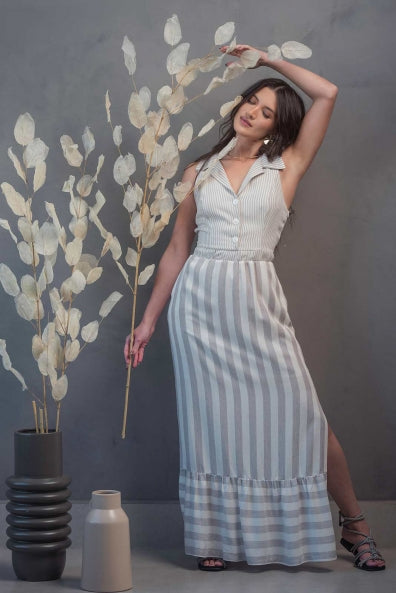 Vestido listrado em cinza - G