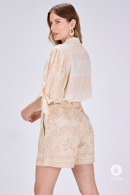 Conjunto de bermuda em linho e blusa estampada - M