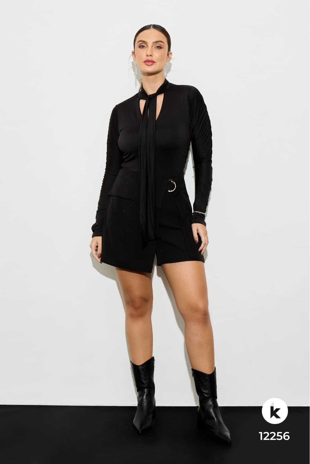 Conjunto de bermuda e blusa preto em jersey - G