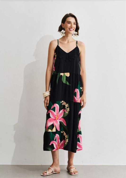 Vestido preto estampado com alças finas