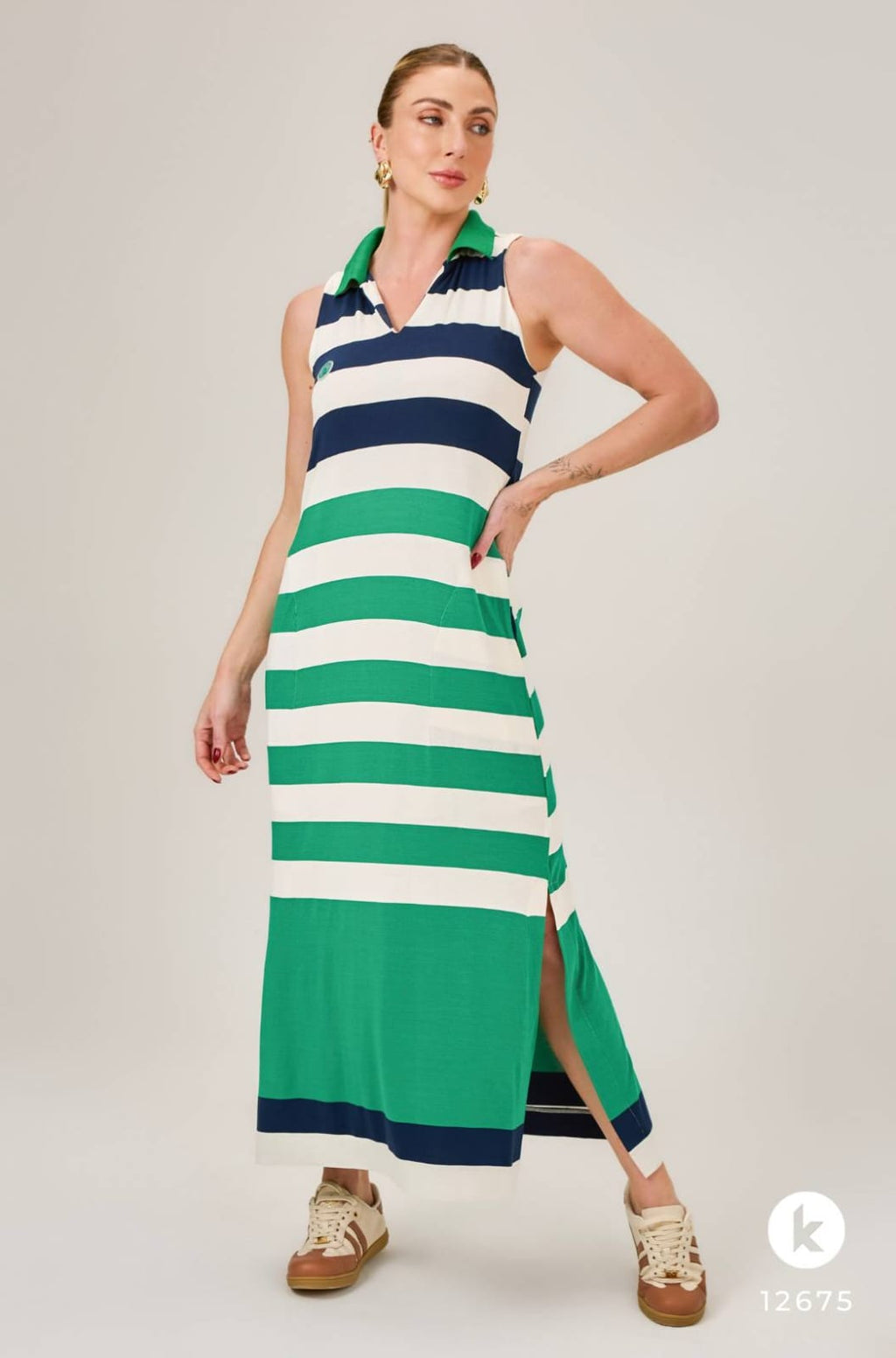 Vestido em malha listrado em verde e azul marinho