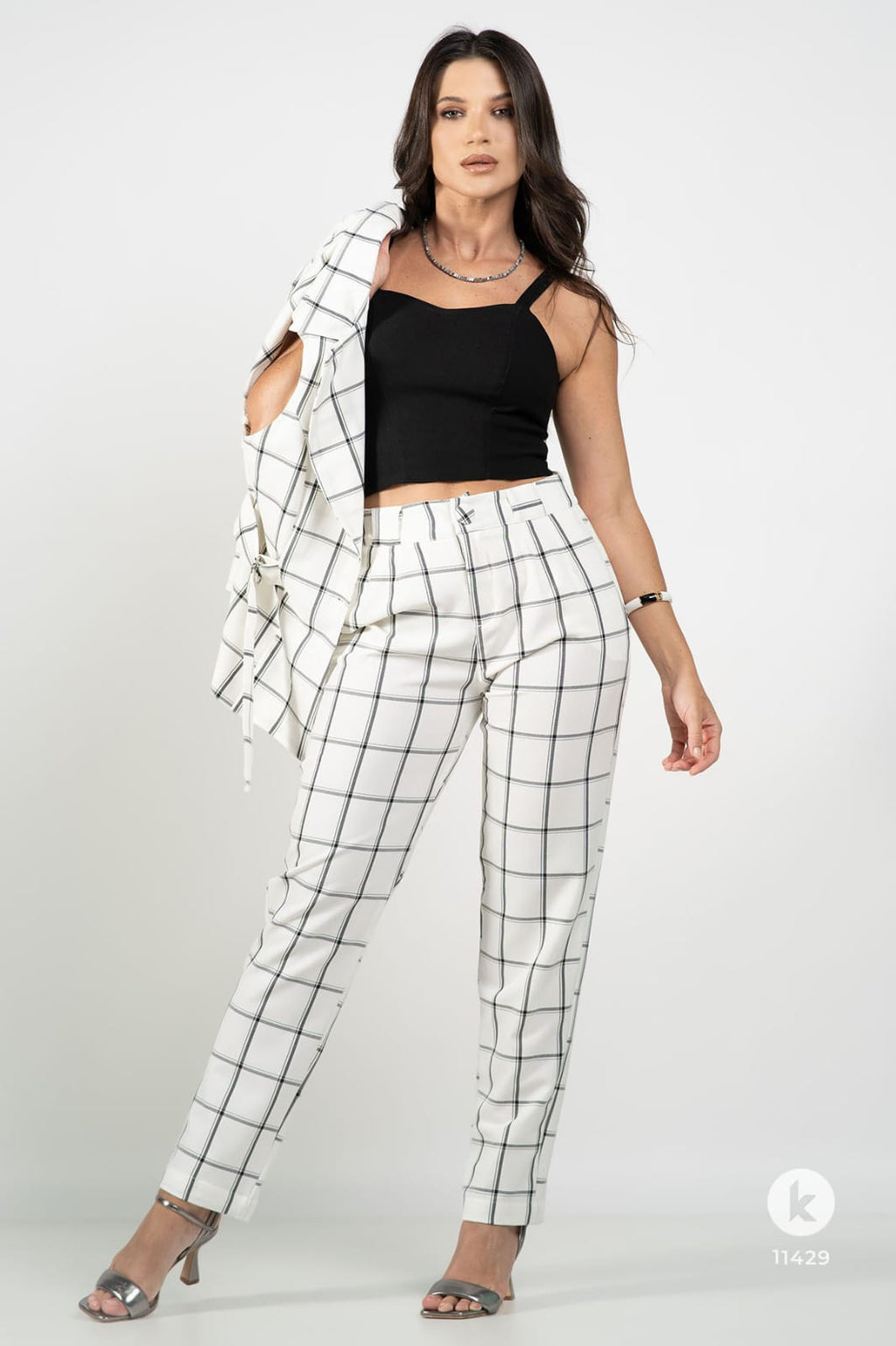 Conjunto de calça, cropped e colete em alfaiataria - M
