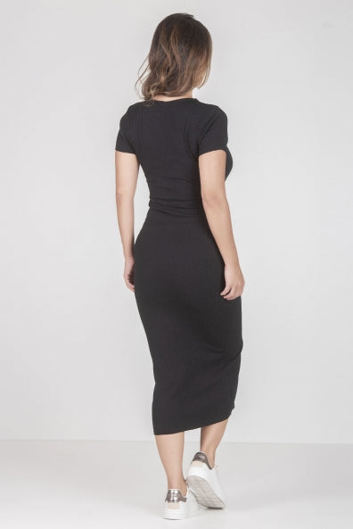 Vestido midi preto em malha canelada