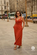Vestido em linho ferrugem com botões frontais