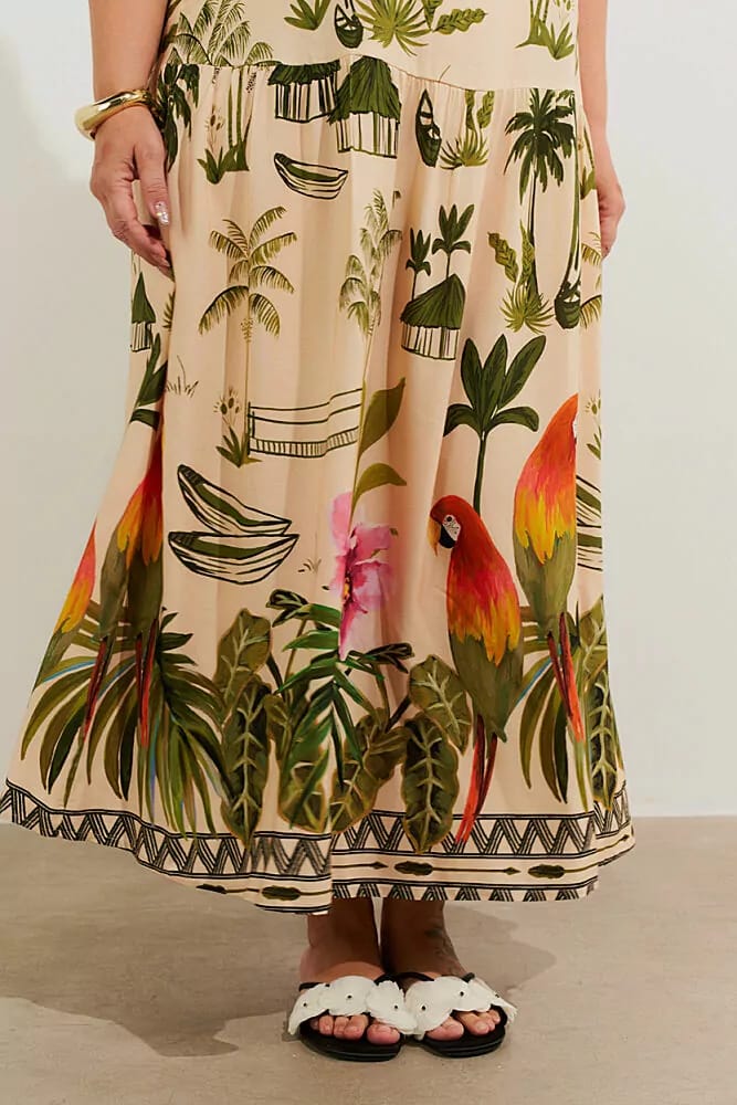 Vestido longo de alças estampa de aldeia verde em viscose - 44