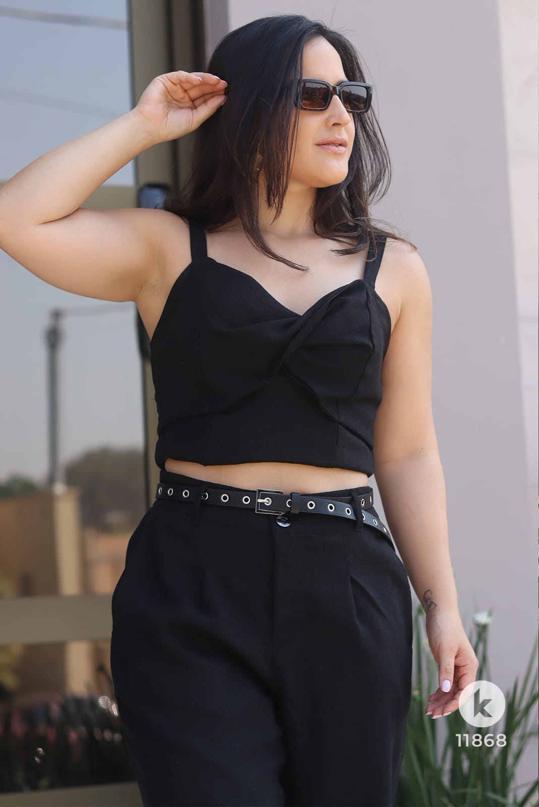 Conjunto de calça e cropped em linho preto - G