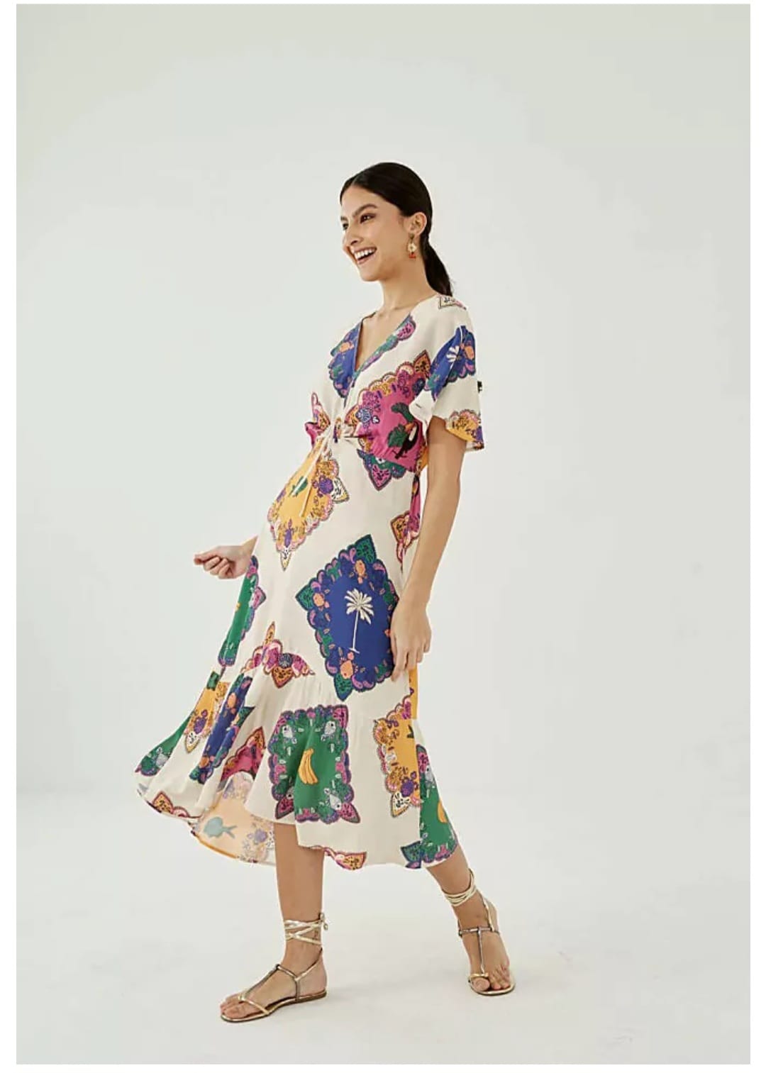 Vestido bege estampado com mangas - 42