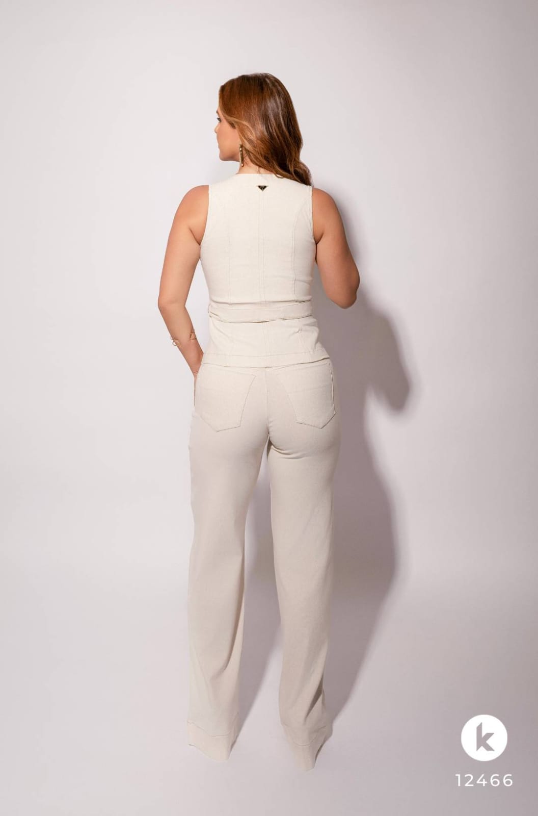 Conjunto de calça e blusa off white com elastano