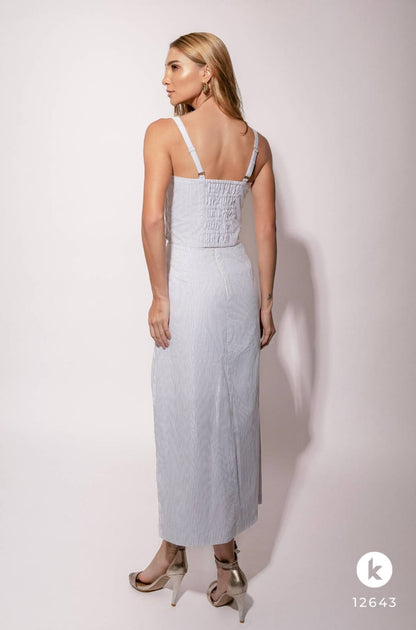 Conjunto de saia e cropped off white listrado