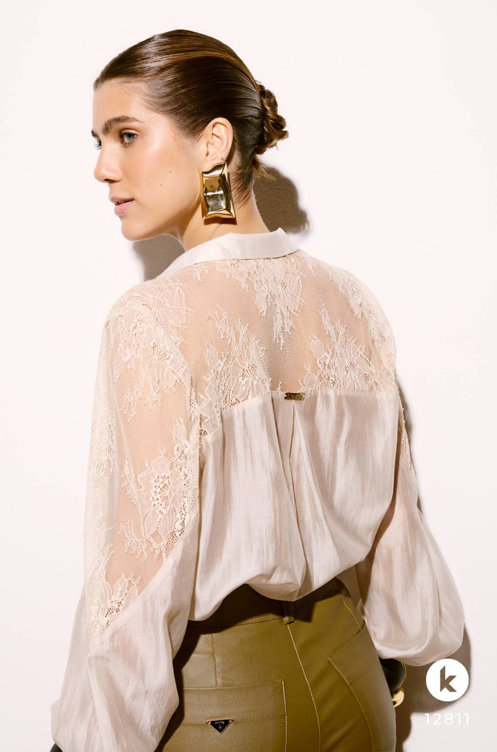 Blusa em renda - G